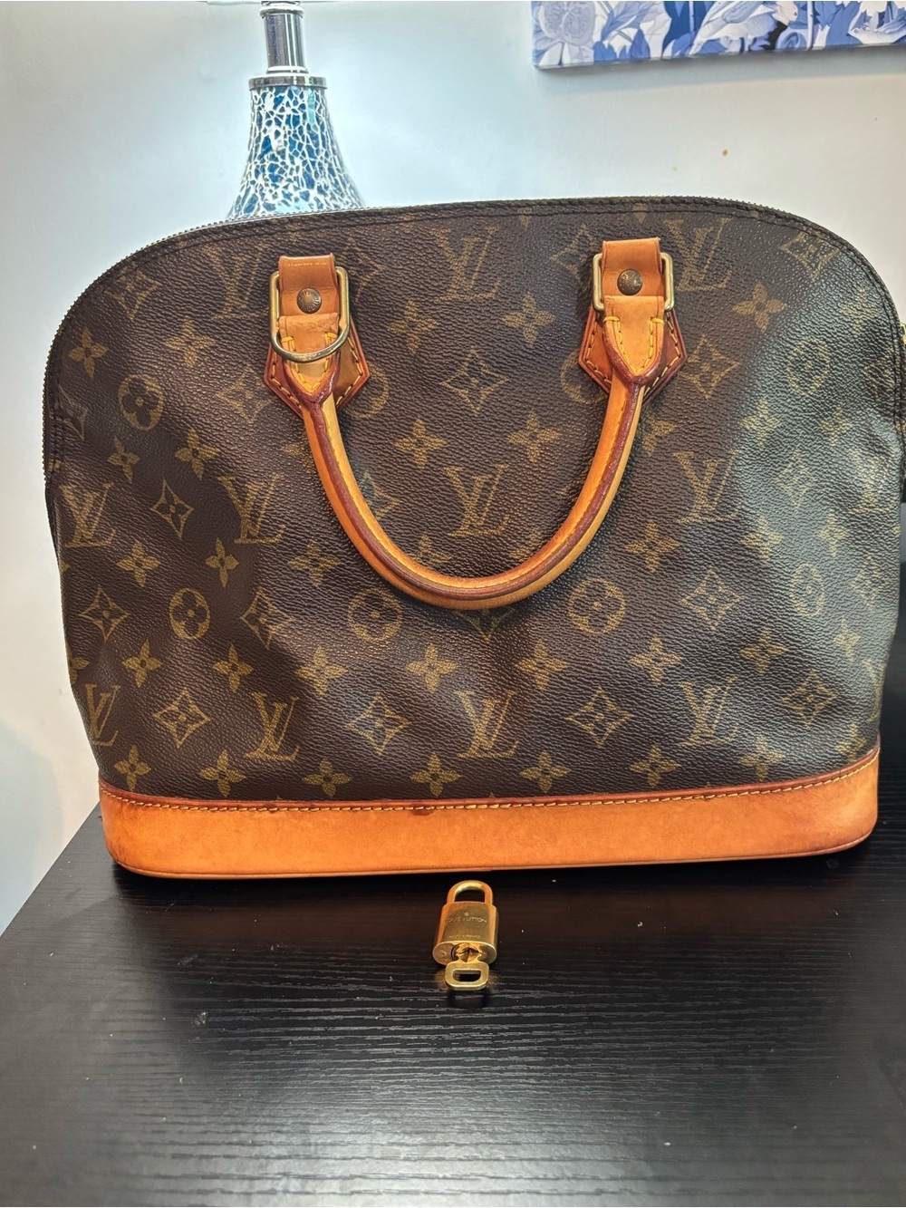 Authentic Louis Vuitton Monogram Alma PM – Very Good Condition (With Lock & Key)